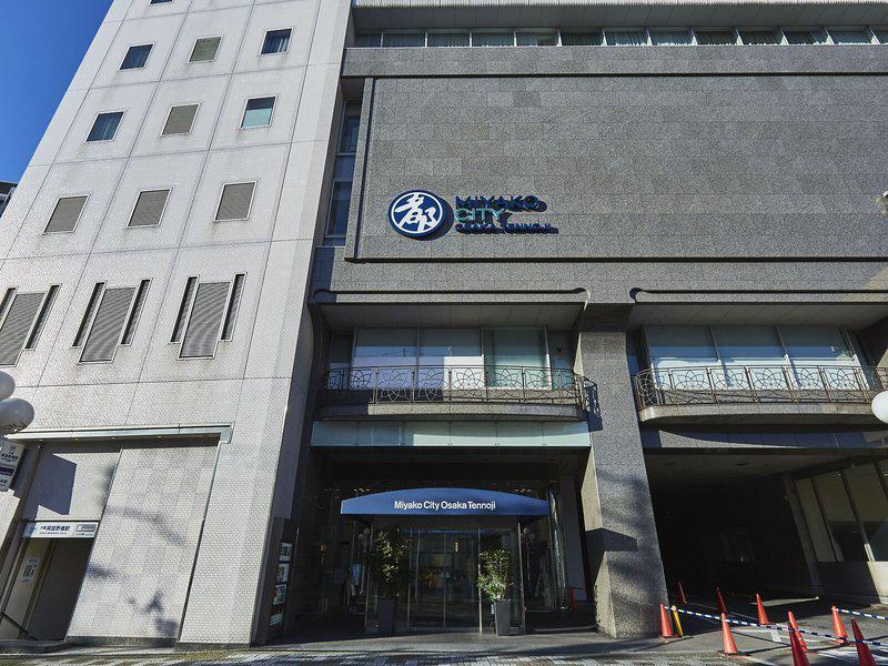 23DFDCD1164B88839A2BB1D5714881D0