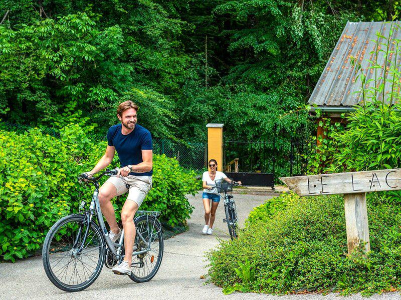 0BF37AC557C3409DE8FF4DBD8CADFAD4