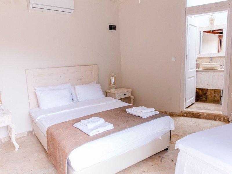 2FA1CE6568DEC95619B002F5AAB056E7