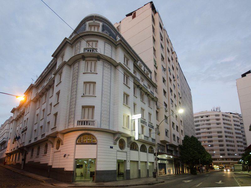 53B34DB7F0D7E4ECCB580DF7228AF1F2