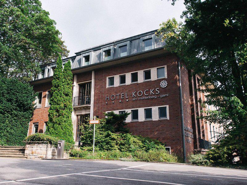 DAD11939A80CDE61792EC6D171349DE2