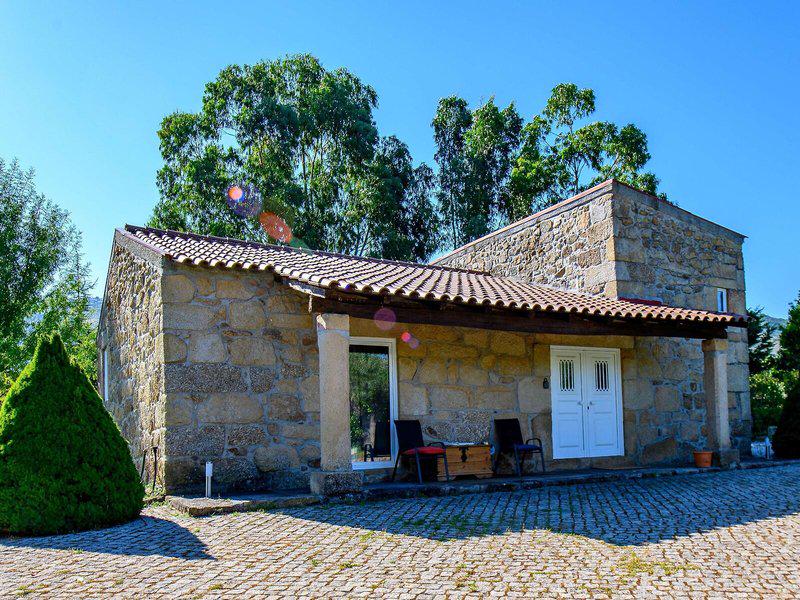 88122B161AE5FCC8969B0E361D766FEF