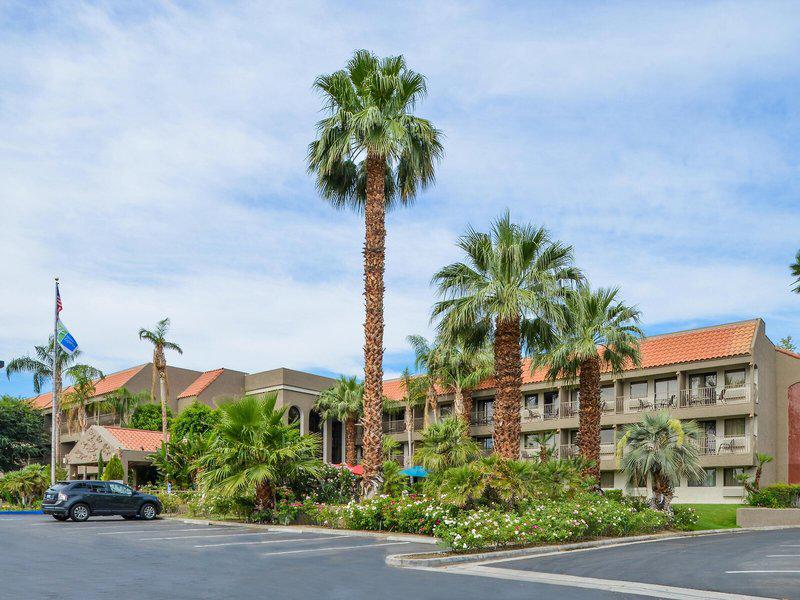 CFEEEF970E3C415E0B4755160FAA6FE1