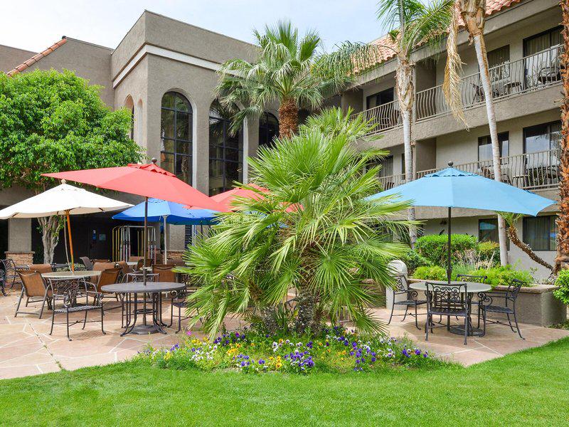 72C2E4BEAFD47723FBE11A8022E494FA