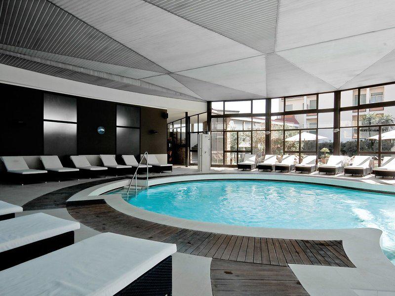 E58061F55987CE51AAE7E928459B6B92