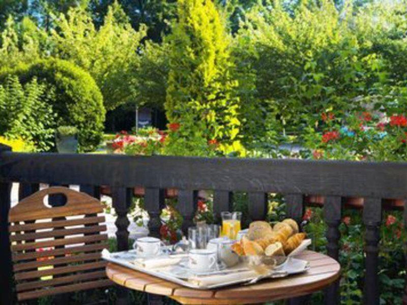 2F6EDD9DE69B5408685783B63D33D494