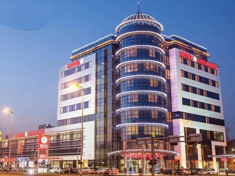 9B70792D9494A5C8880D420963C05CD0