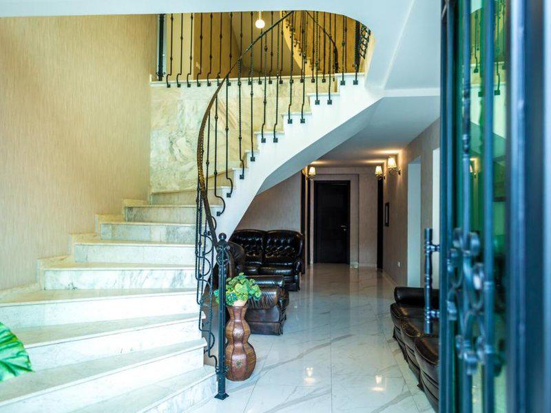 8FF9BFF7E721ABBA6931F66B7CA32BE1