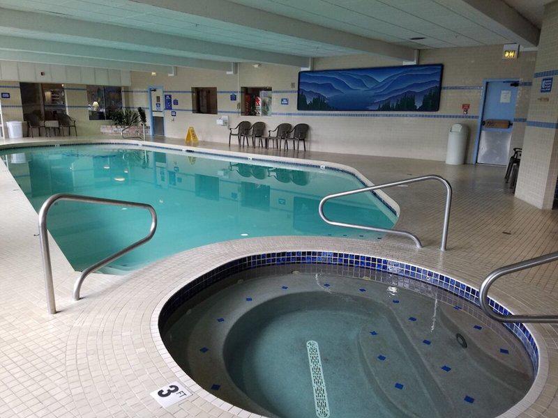 800B8A7E98FF480630C2C26DB10CE914