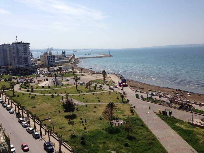 17FFA21FC91B464E5D53F1D41DBDCF49