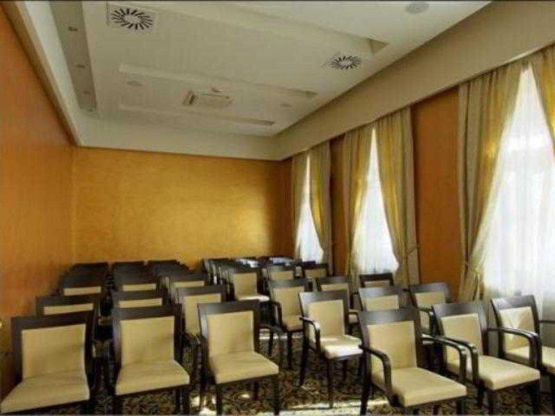 ADABCA9B58311B26A1CF976E25F3A35A