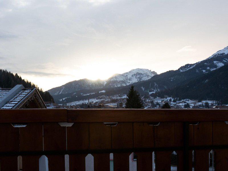 0B94BB3AF34B8E438540ACB8DAA4895A