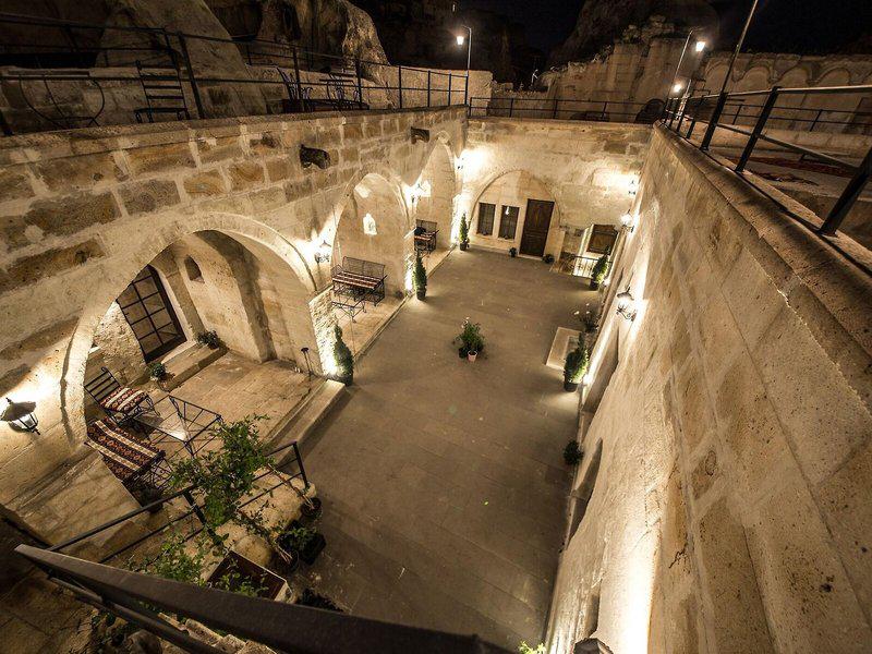 B8D2FEB8EA49C506385808382FBE7727