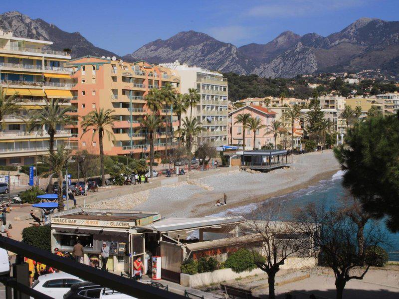 38FB94C0C952F90E816AC1915F842750