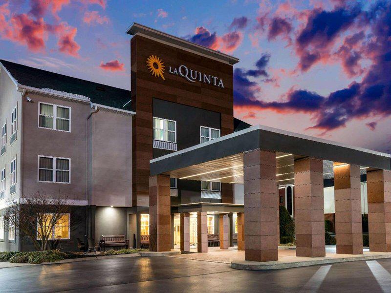 A6E61A0FAD6FE16FBC4189A9299C884D