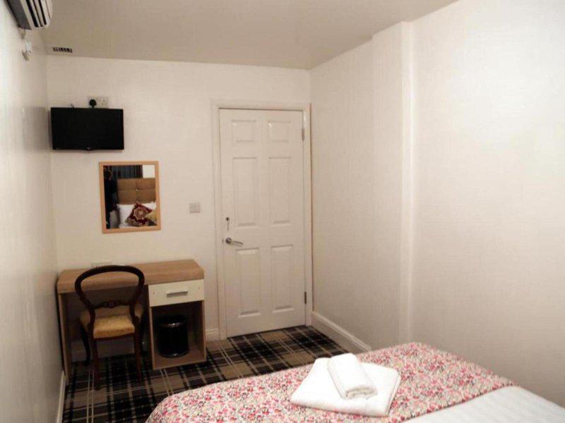 3420AAC96B5DC1B3C0E283959AA66AD4