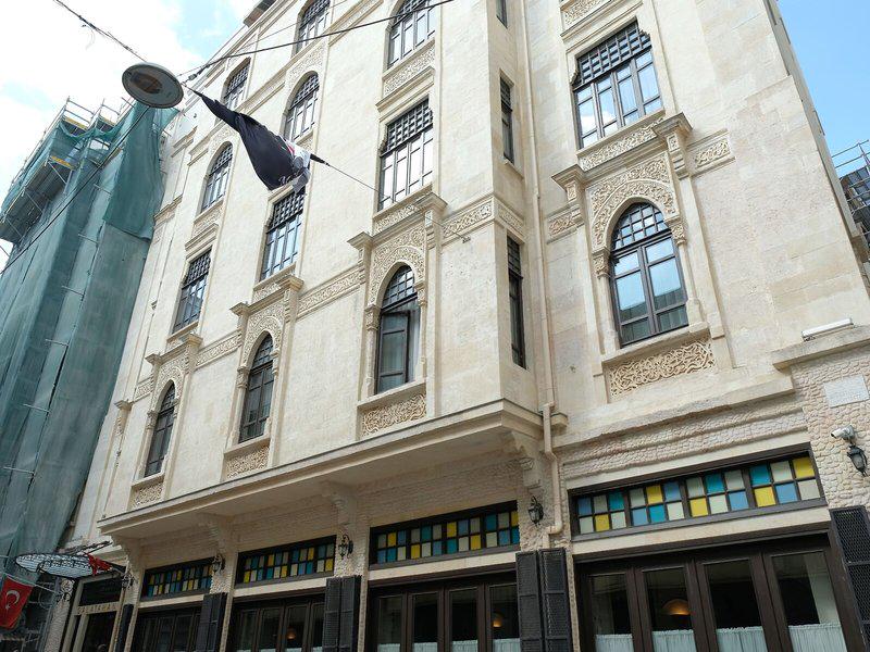 17666287850671925966F2CFF7D22301