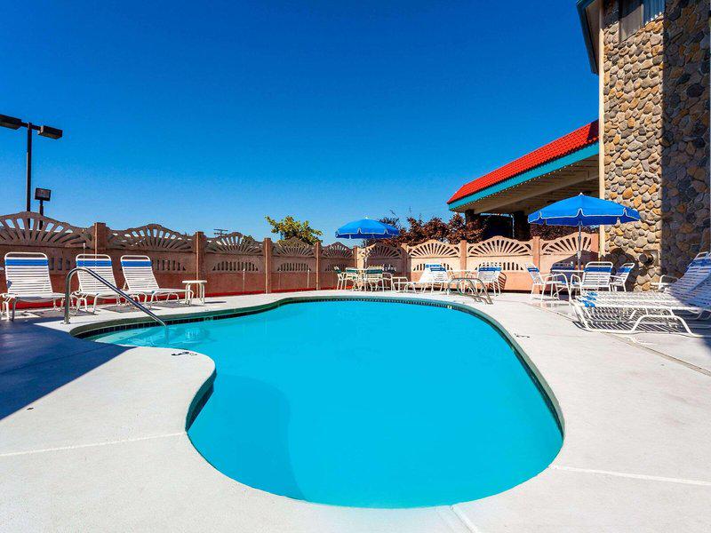 A7C63D78F8414843C81DA56051240A54