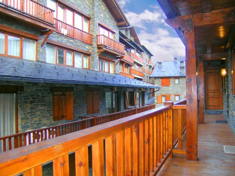 1D8C31A48038B4EA51D3DD5F8EB8B184