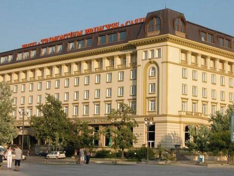 CD9DEE77042C7B15E32D38F7AB9C97A7