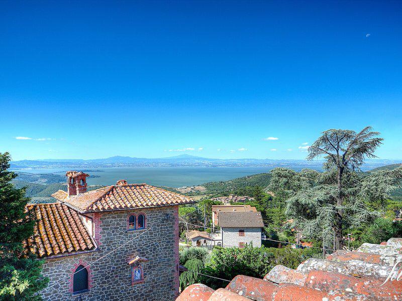 96F51798F6DCFE97C511C74344737E9E