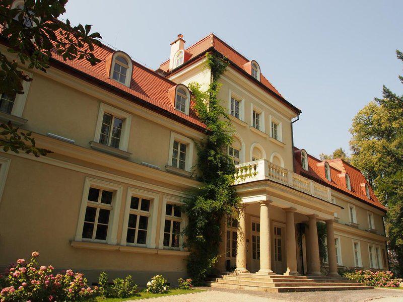 CE758FBCB82CF7628F3B18E28D9CF22C