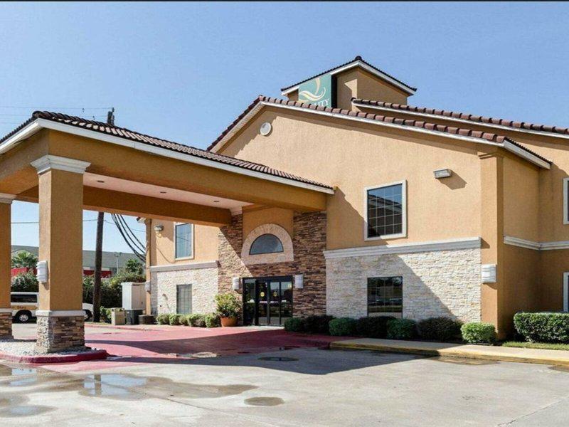 5A1AC9100875AEC9182F832701A008D3