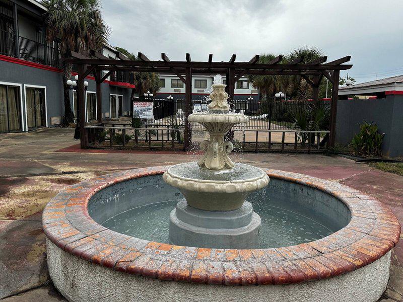 983AB5689F520CB88C5CB427CAA4A9AF