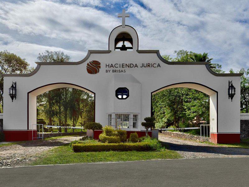 99CAB313892C3989016E27A1A16B7C81