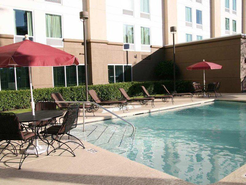 BC289DBE3BACA3EC8162D2AC86CE39FD