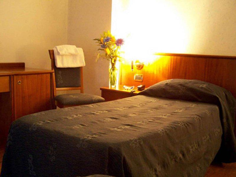 607B709464550DF3C20DCB75F641D328