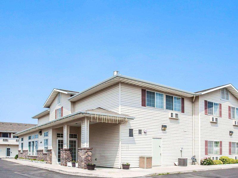 B9B922F37D5D56761E9FCC74A1F35031