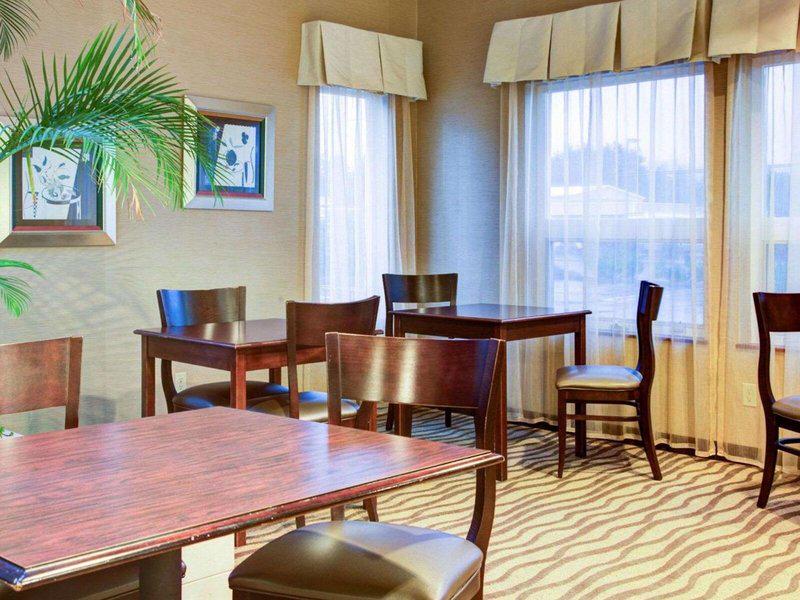 CF51AEBB9B4DC462F27DA122234A50BA