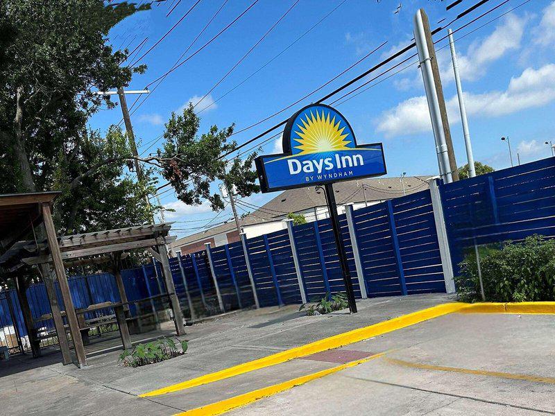 A53D67AB85EDB59F1E1C39949A78A02A