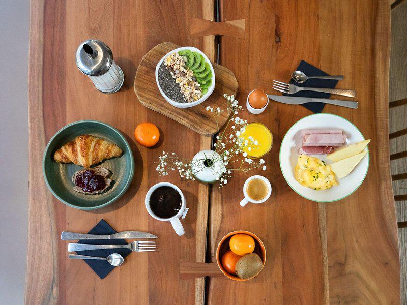 201EE65CB4C9D0A59FD571344D243F78