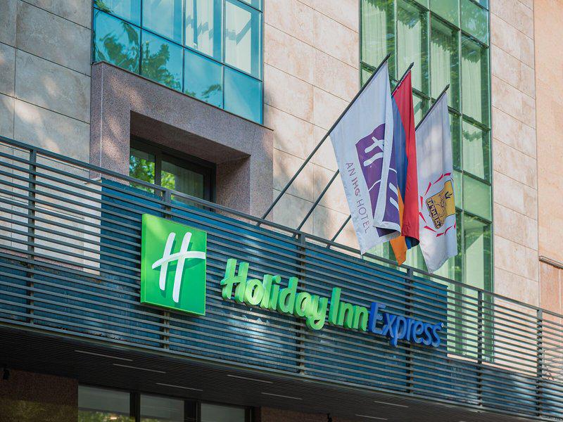 D1405E13EFF2DB742604E296F0DB41D2