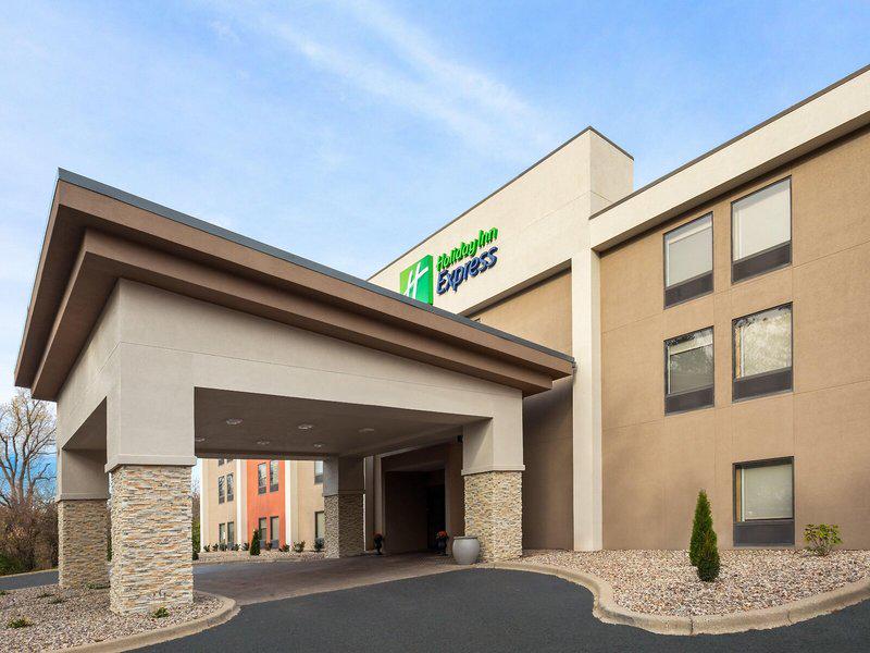 7C7BFDFEC6858BA6B8575F7F4FEE0B99