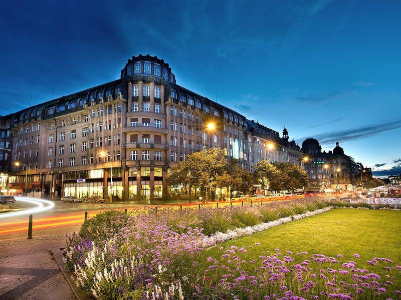 97617230264E4E26613D502209F401A9