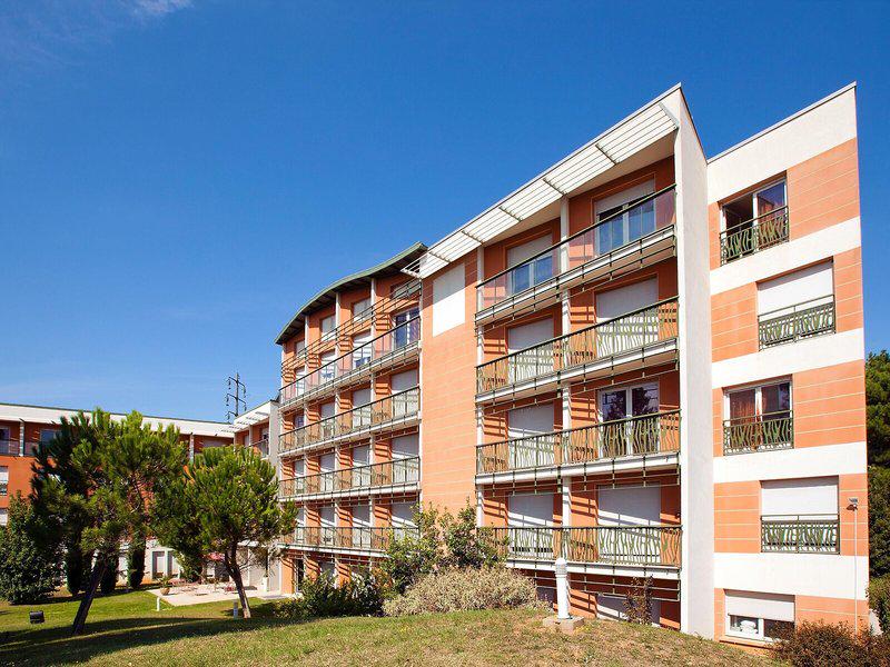 E1D358541A10D33CA9E81A49E7B506FF