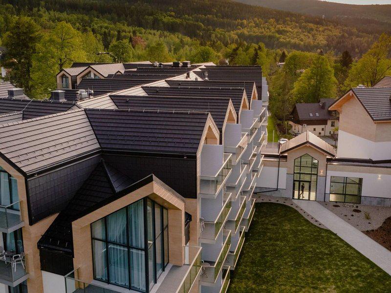 8DC167CB8186E418A4336E8B964FE958