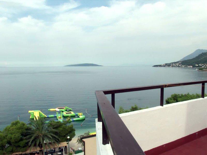 EE2F319C01B56806F293EB124BBD283E