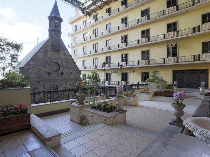 0799E7C2E1DF48787C10A326FF81E698