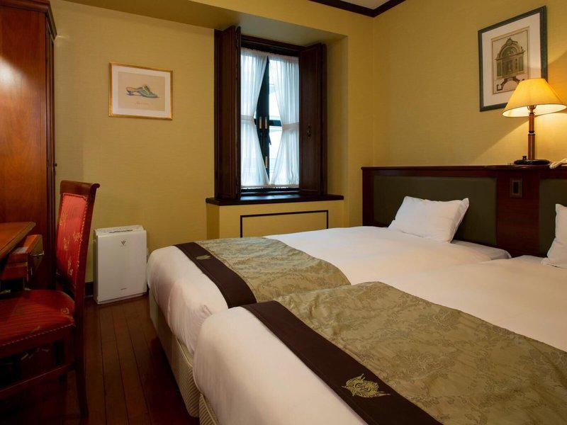 E3D9B98300423EFB42309EF8FA3D4DA1