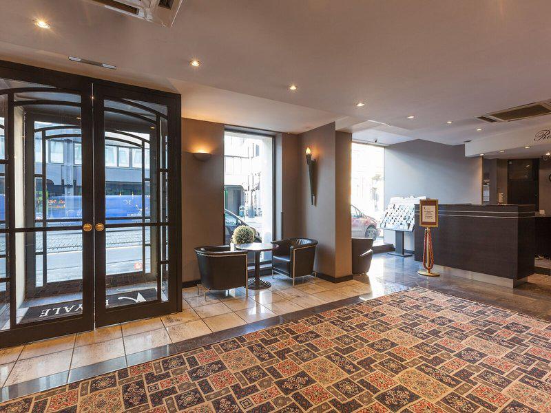 F5607AA2383D8F5C27F31FE432191D2B