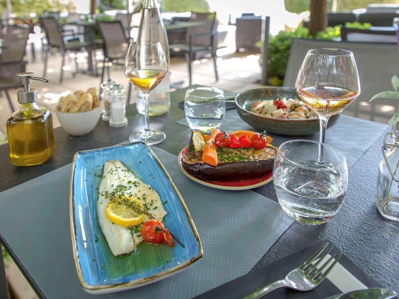 57C91A94C4FD5EB562AE1A17DEB50ABA