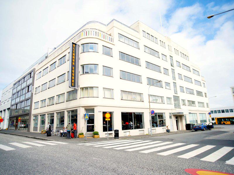 8F8237D2CB872E0E34BBFFF6D06DF62E