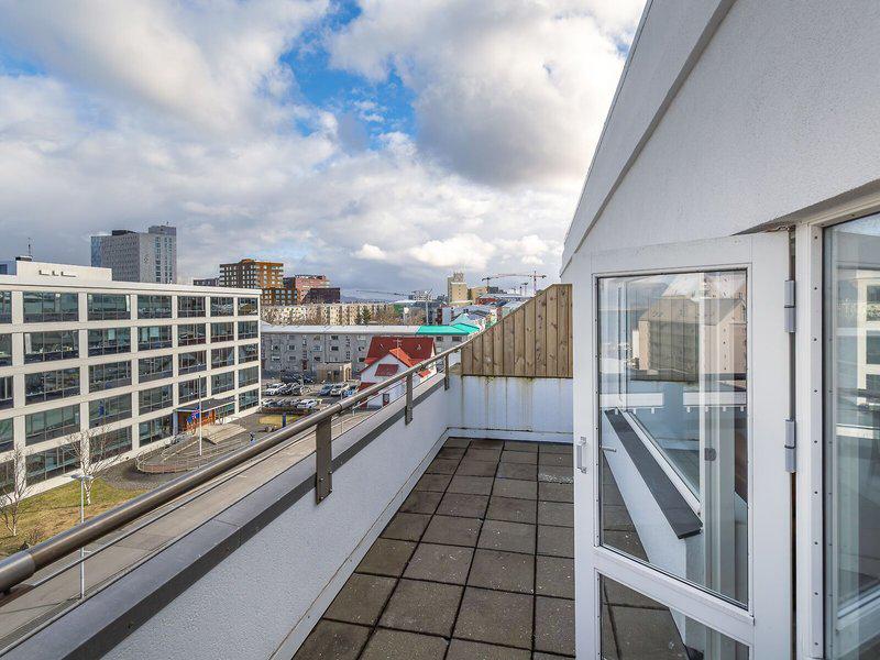 9A359D0BD0F2B02003A146695AFA350F