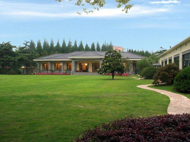 87EF2950C4B0C45184AB7E40A5B2A55E