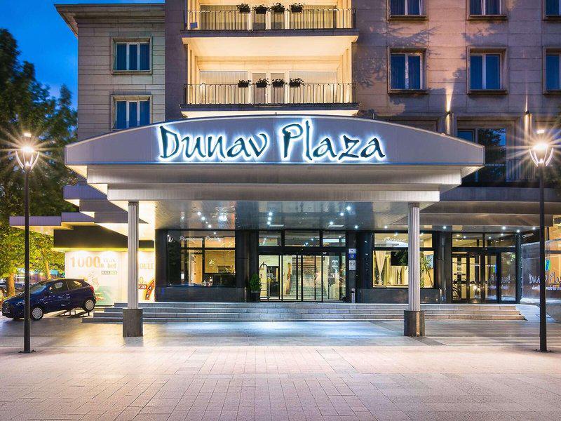 B37103FD8A6D443CE850C8B43D1BB246