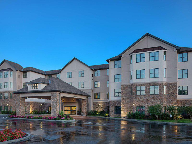 AC0EAEE090BD18B1952F94C6605C4D41